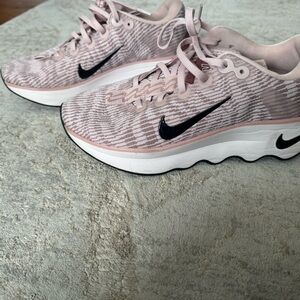 Nike Women's Pink and White Sneakers